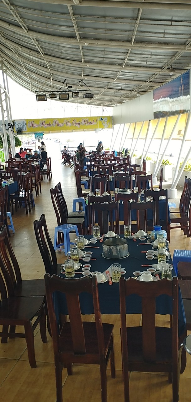 Nhà hàng Cánh Buồm Hà Tiên 2024